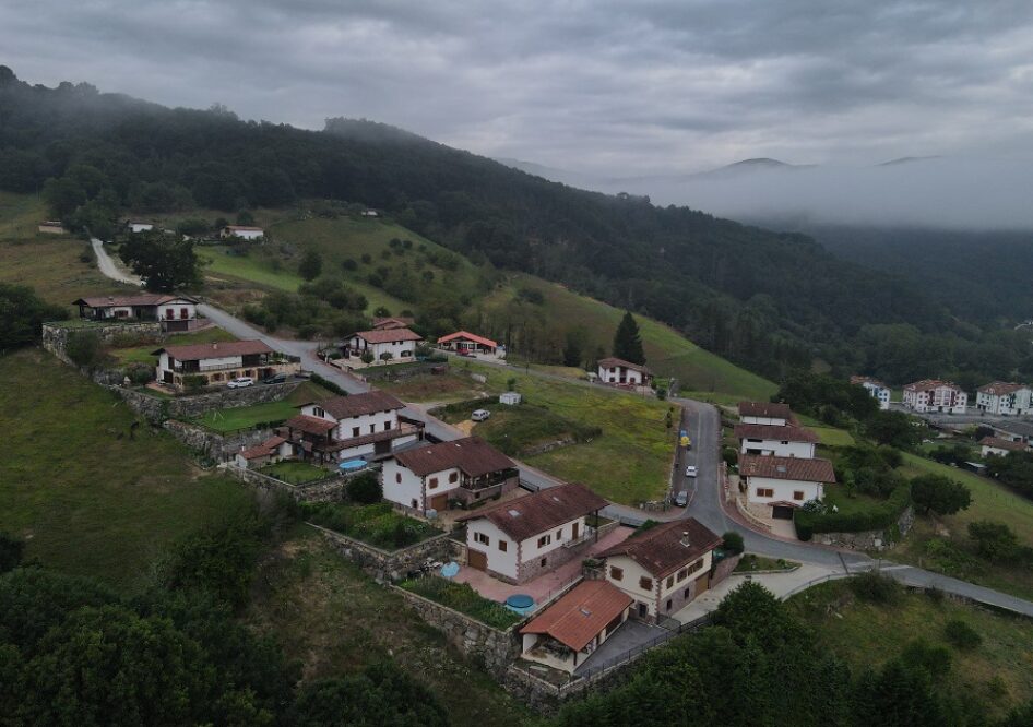 Terreno de 100 metros, construcción de unifamiliar o adosados