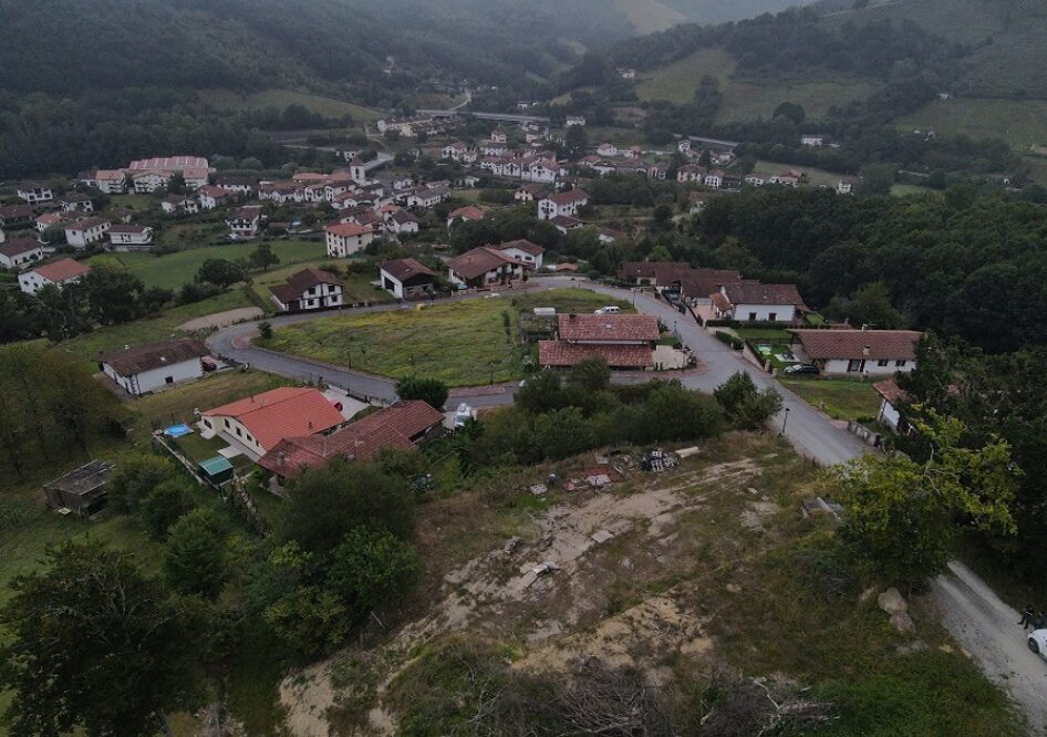 Parcela urbana en Sunbilla